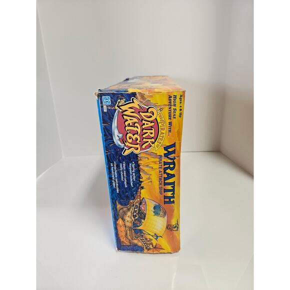 Pirates of Dark Water Wraith Attack Ship NIB Factory Sealed with action figures - Picture 9 of 11